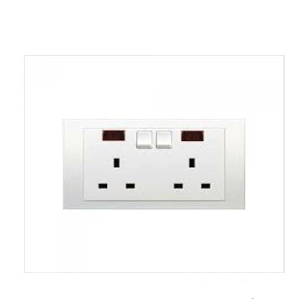 Ổ cắm đôi kiểu anh 13A với công tắc + đèn báo KB25N_WE